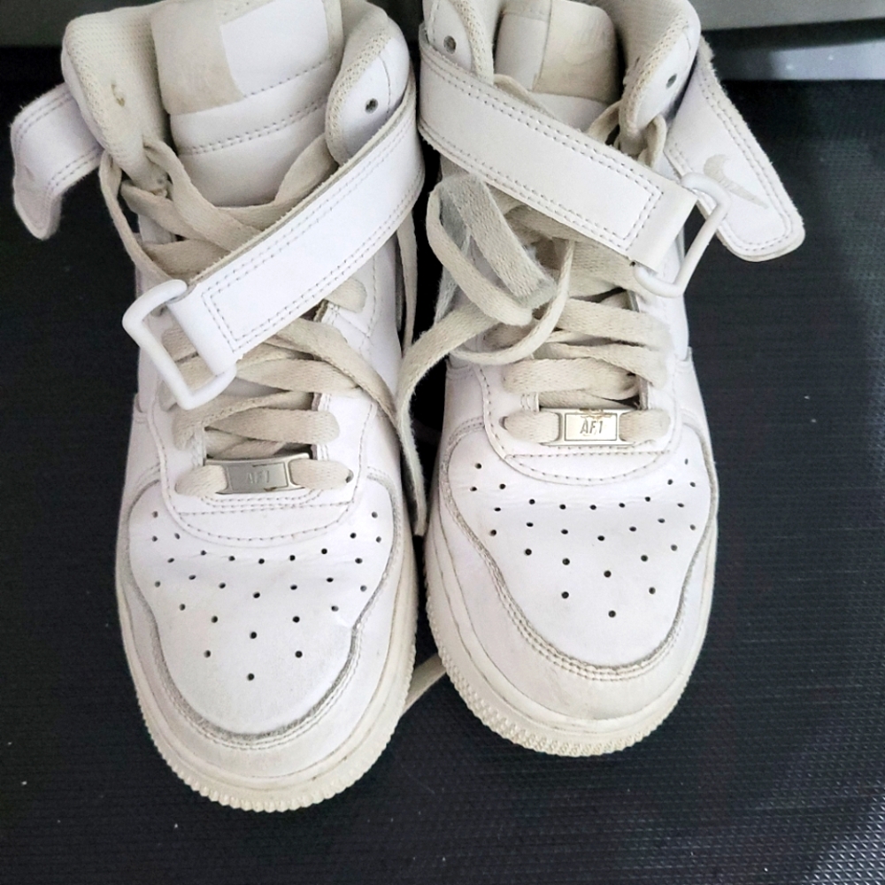 Kids Nike Air Force White High-Top Sneakers